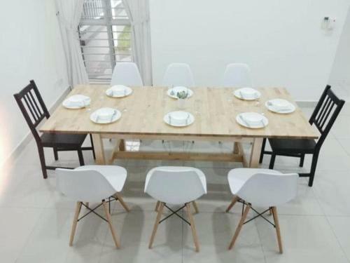 White Residence Semi-d Setia Alam/klang