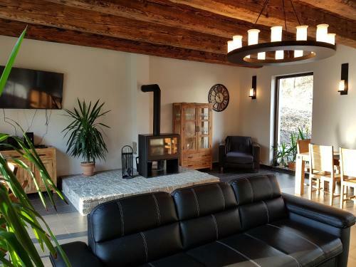 Villa Podle?ansk� Ml�n S Wellness