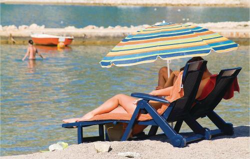 Stunning Apartment In Starigrad With Wifi And 1 Bedrooms