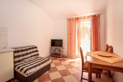 Apartments Zdravko