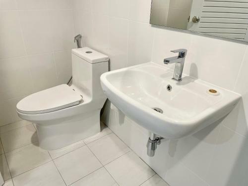 Hostal Sabai Residence @bangyai