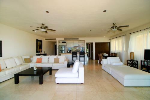 Luxury Apartment Punta Roca Ocean Front