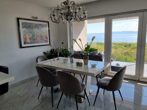 Luxury Apartment In Kostrena