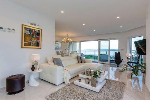 Luxury Apartment In Kostrena