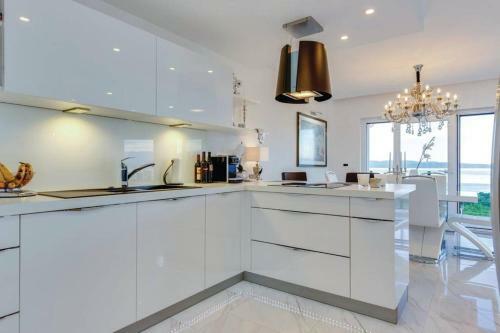 Luxury Apartment In Kostrena