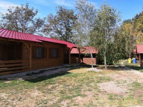 Turul Guesthouse And Camping