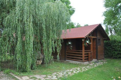 Turul Guesthouse And Camping