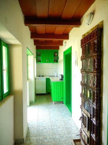 Turul Guesthouse And Camping