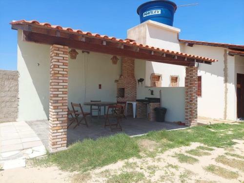 Apartamento Chal� Praia Atalaia Para At� 4 Pessoas