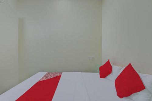 Oyo Flagship 81559 Hotel Diamond Inn