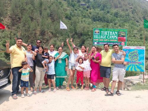 Hotel Tirthan Village Camps