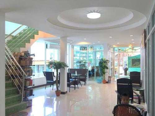 Hotel Sea Breeze Bungalow
