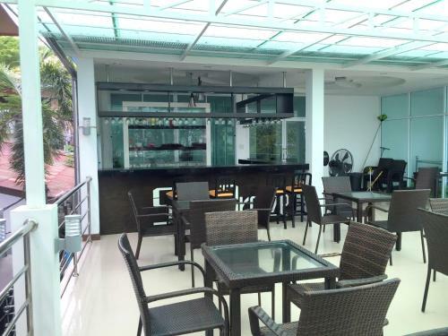 Hotel Sea Breeze Bungalow