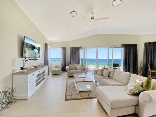 Apartamento Beachfront Penthouse With Stunning Views