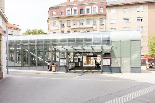 Yeshello Vienna Central Station Apartment