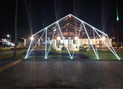 Apartamento Flat Super Luxo T�rreo Frente Piscinas