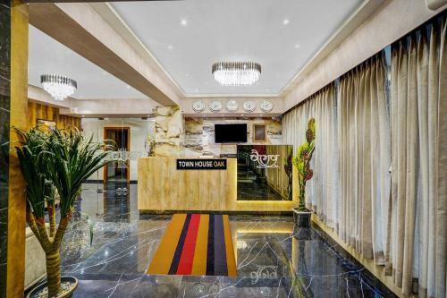 Townhouse Oak Hotel Vaibhav