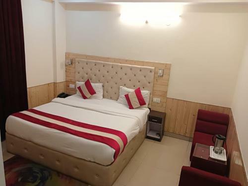 Hotel The Royal Vista