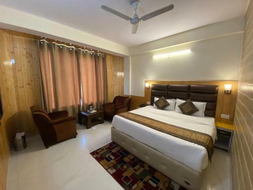 Hotel The Royal Vista