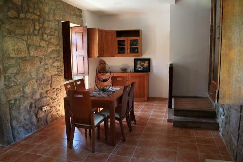 Agroturismo Albergue E Al O Bras�o Valen�a