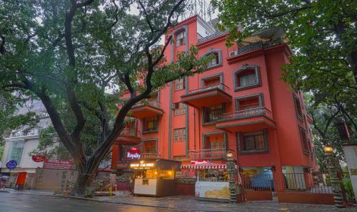 Treebo Trend Royalty Hotel