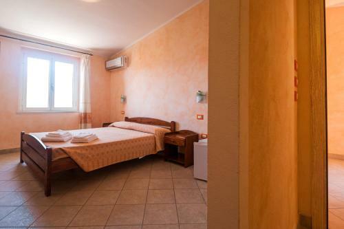 Hostal Melalidone
