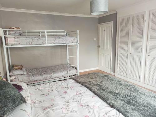 Esplanade Court Apartment With Heated Pool