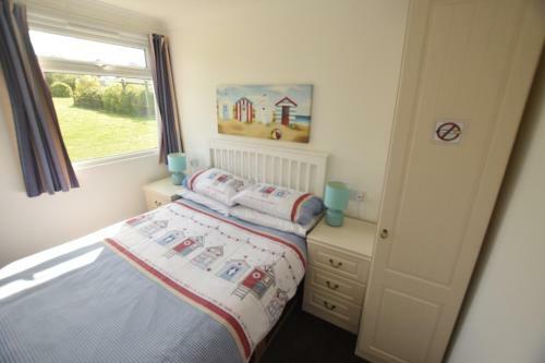 21 Sandown Bay Holiday Centre