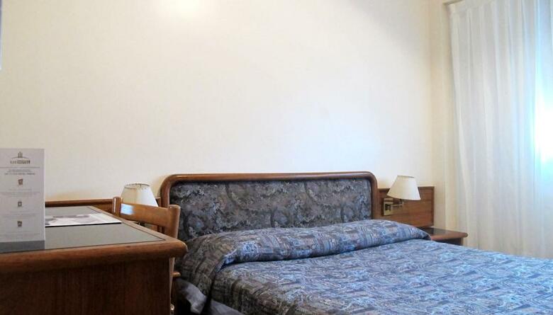 Hotel Sheltown