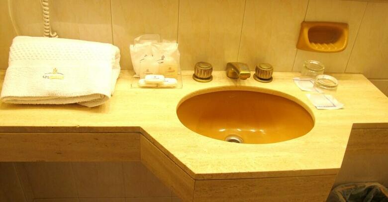 Hotel Sheltown