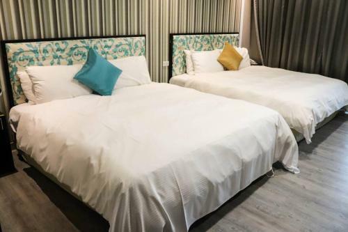Hotel The Loft Seaside Suites