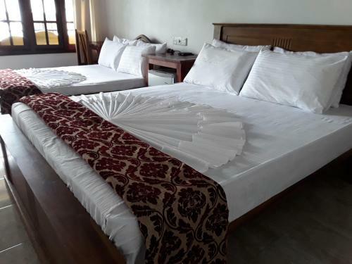 Hostal Ella Grand Peak Hotel