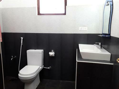 Hostal Ella Grand Peak Hotel