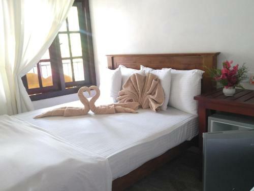 Hostal Ella Grand Peak Hotel