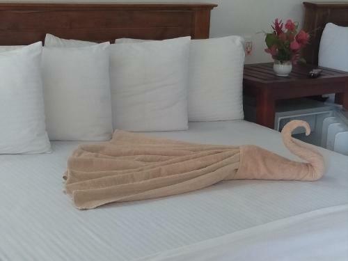 Hostal Ella Grand Peak Hotel