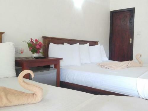 Hostal Ella Grand Peak Hotel