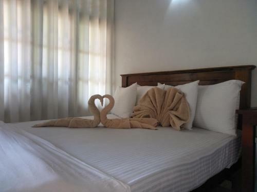 Hostal Ella Grand Peak Hotel