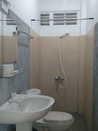 Hostal Ella Grand Peak Hotel