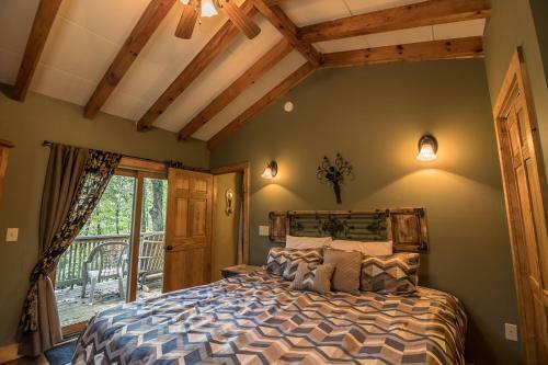 Appalachian Retreat Between Boone Blowing Rock Hot Tub Wifi