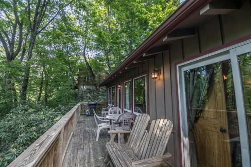 Appalachian Retreat Between Boone Blowing Rock Hot Tub Wifi