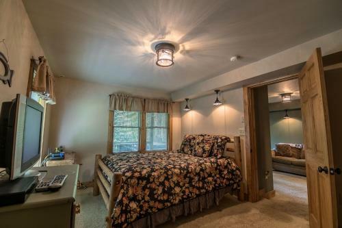 Appalachian Retreat Between Boone Blowing Rock Hot Tub Wifi