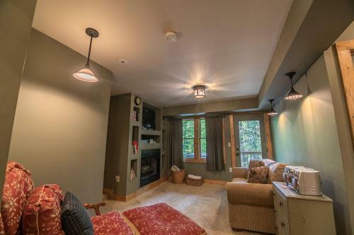 Appalachian Retreat Between Boone Blowing Rock Hot Tub Wifi