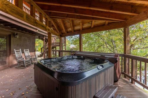 A Slopeside Getaway Hot Tub Pool Table Arcade Games