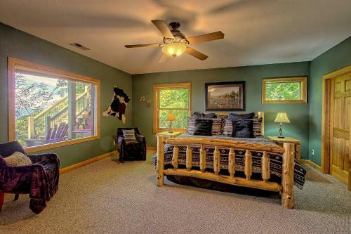Bear Paw Mountain Home Million Dollar Views- Sunset View Every Night