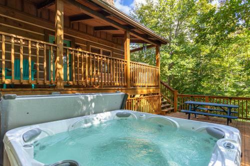 Among The Trees - Valle Crucis Cabin With Hot Tub, Pool Table, Pond, Fire Pit
