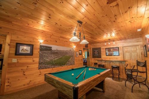 Appalachian Remedy - Hot Tub - Pool Table - Firepit