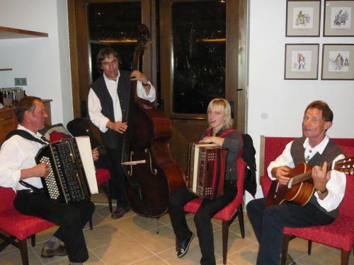 Hotel Zum Tiroler Adler
