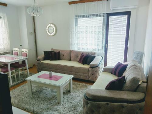 Apartman Jovanovi? 1