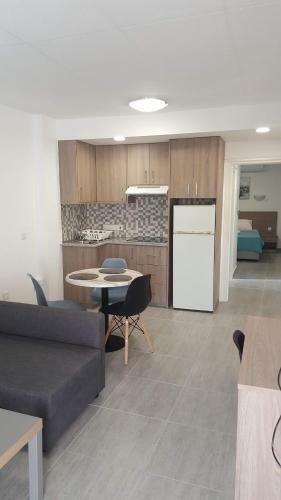 Manoli Apartments