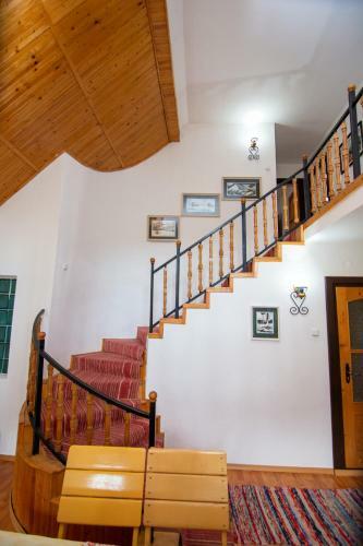 Hostal Pension Csom�d